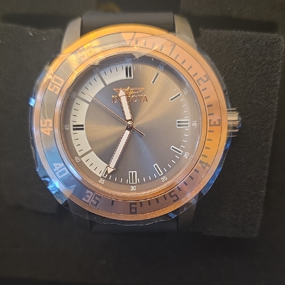 Invicta Specialality 45mm men's Gold and Silver Watch with Black Strap